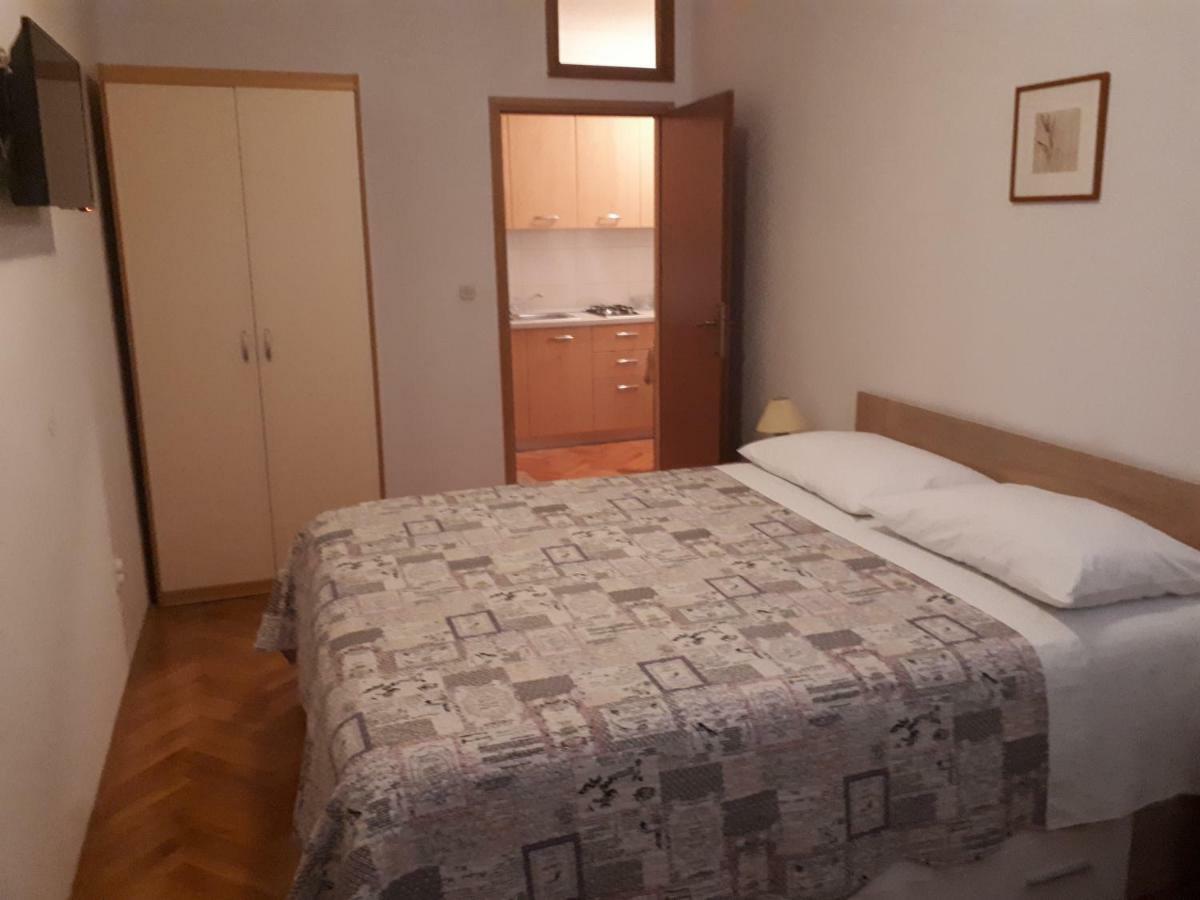 Appartement Lili à Rovinj Extérieur photo