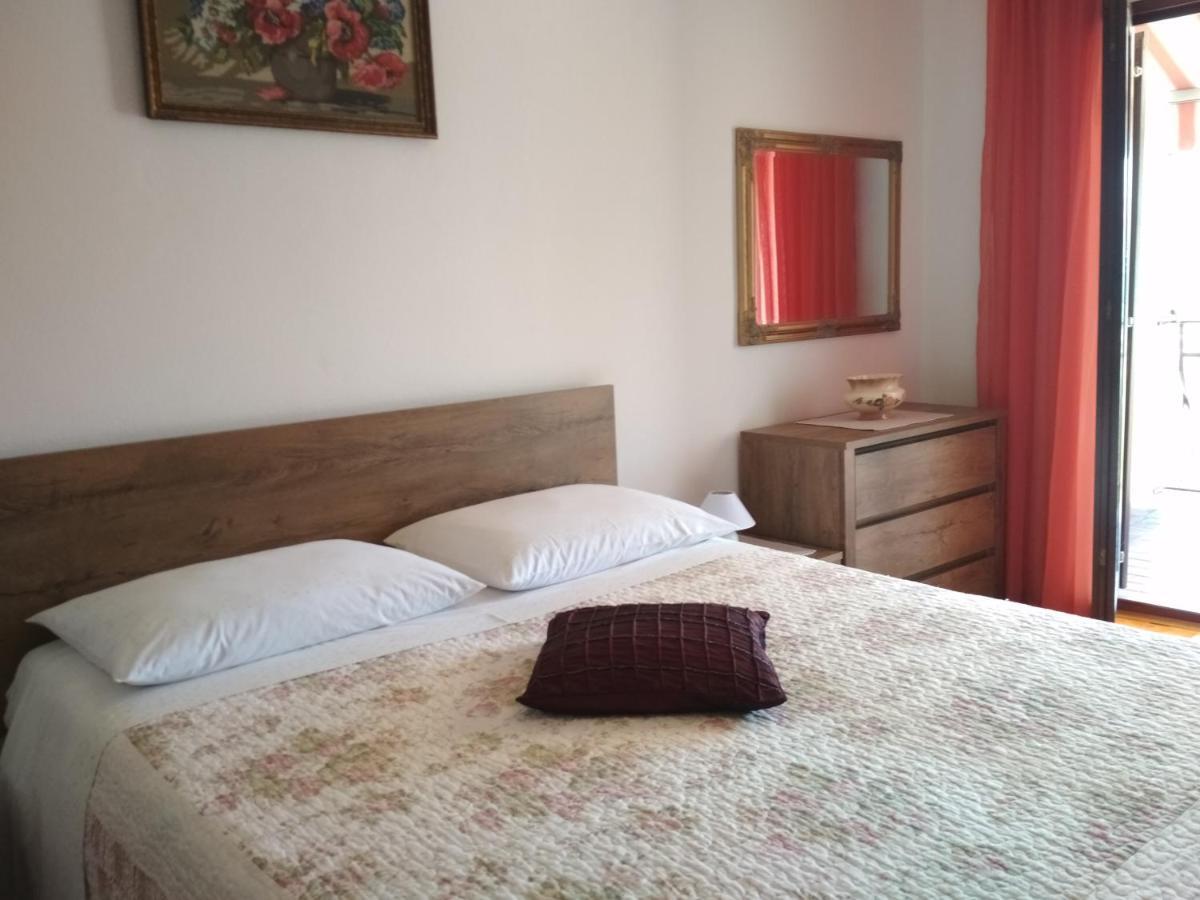 Appartement Lili à Rovinj Extérieur photo