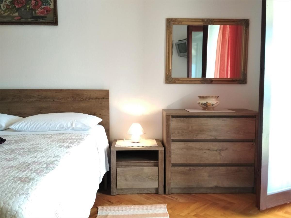Appartement Lili à Rovinj Extérieur photo